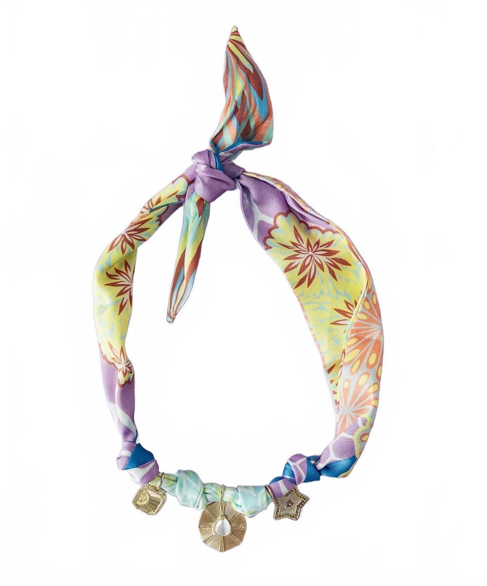 NEW MACRAE & CO women's margo scarf necklace in multicolor